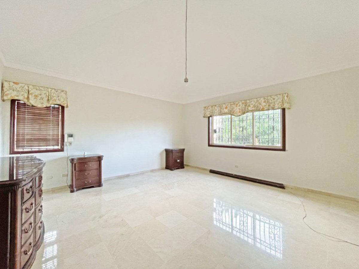 Casa / Solar En Las Praderas, Santo Domingo De Guz – foto 12
