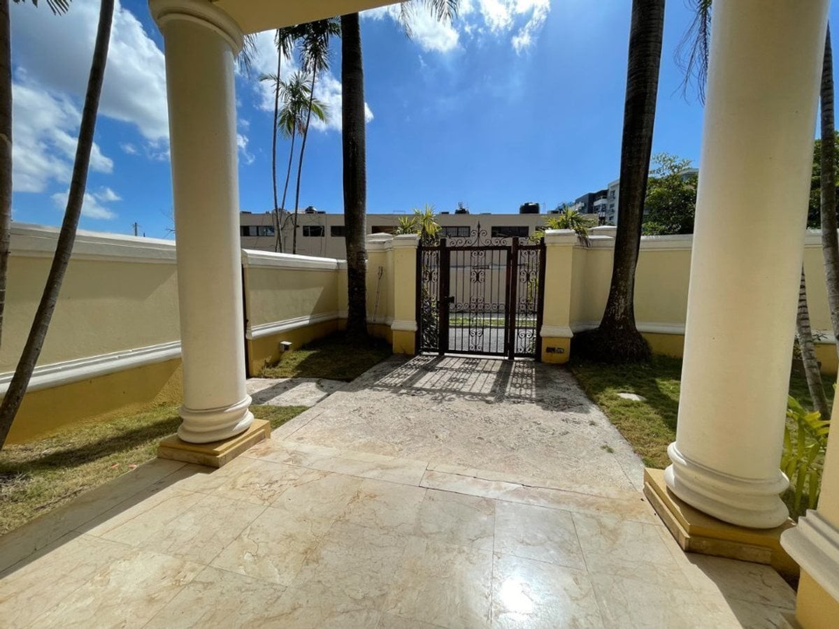 Casa / Solar En Las Praderas, Santo Domingo De Guz – foto 7