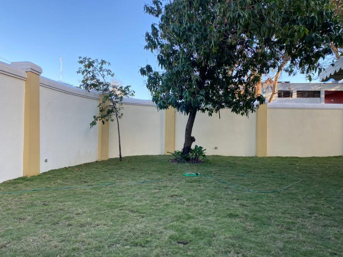 Casa / Solar En Las Praderas, Santo Domingo De Guz – foto 1