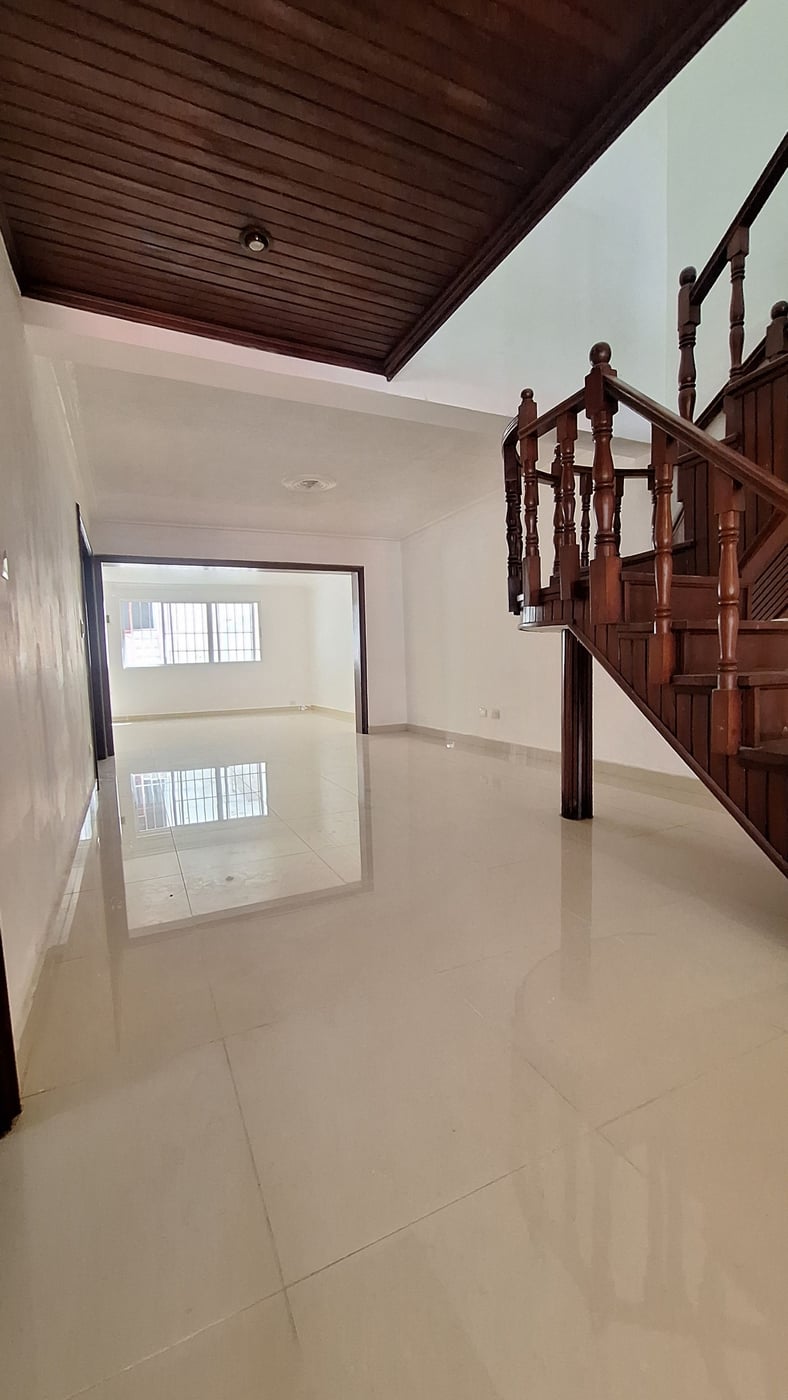 Casa en Venta en residencial cerrado. – foto 2