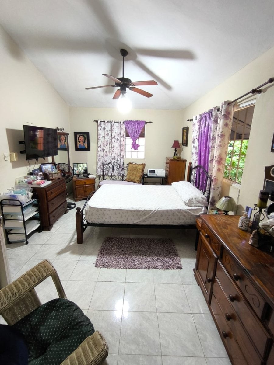 Casa en Reparto Los Tres Ojos, Santo Domingo – foto 8