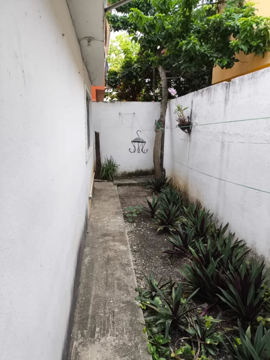 Casa en Reparto Los Tres Ojos, Santo Domingo – foto 9