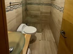 Apartamento de 3 dormitorios en alquiler en Marbella – foto 6