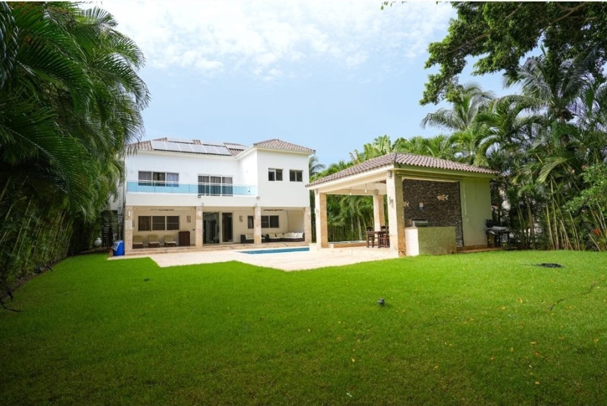 Villa amueblada en Metro Country Club – foto 1