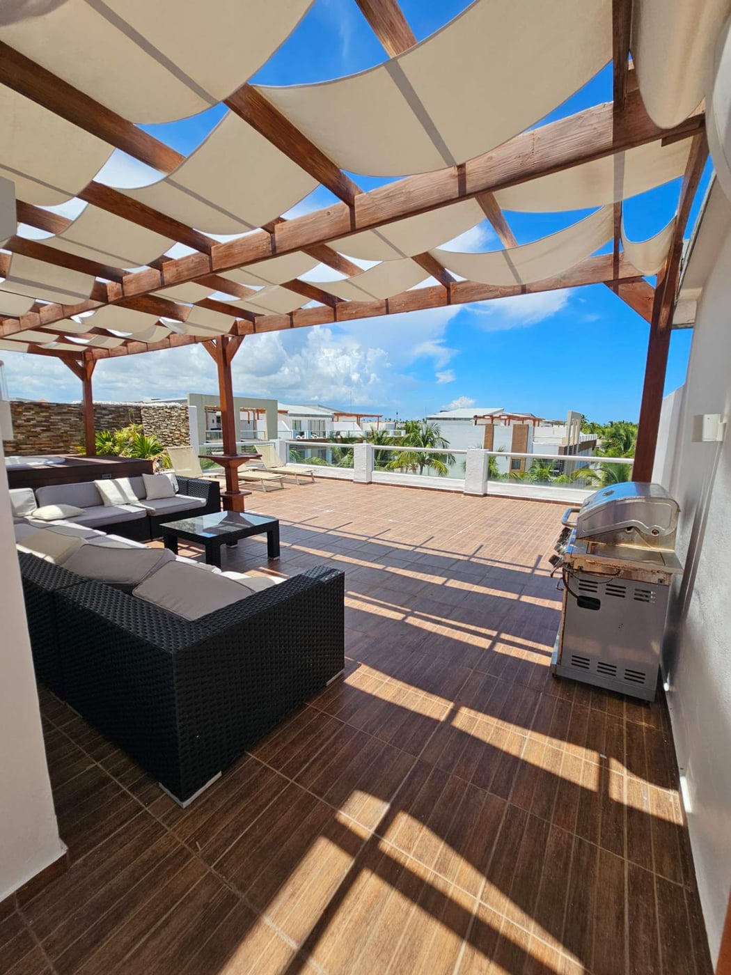 APARTAMENTO DÚPLEX FRENTE AL MAR CON DOBLE ACCESO – foto 5