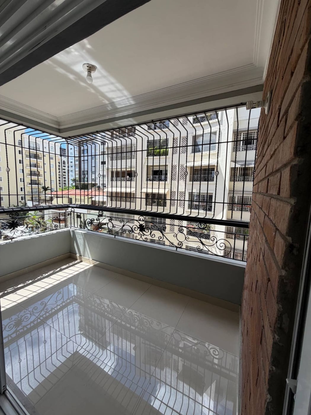 APARTAMENTO EN VENTA | 3 HABITACIONES EN PIANTINI – foto 2