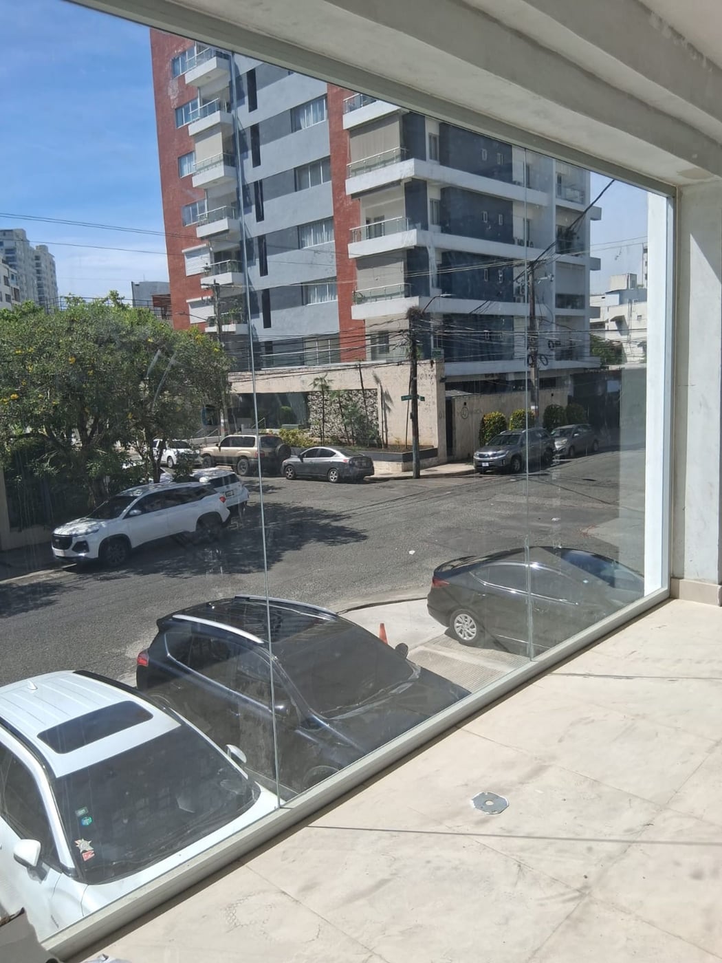 Local comercial en alquiler 110 metros – el vergel – foto 1