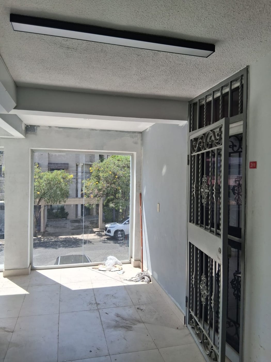 Local comercial en alquiler 110 metros – el vergel – foto 5