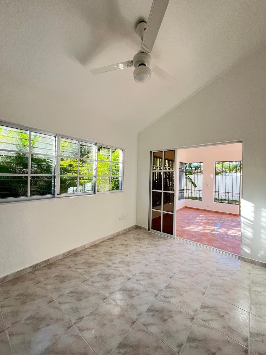 Alquiler Casa en Arroyo Hondo – foto 9