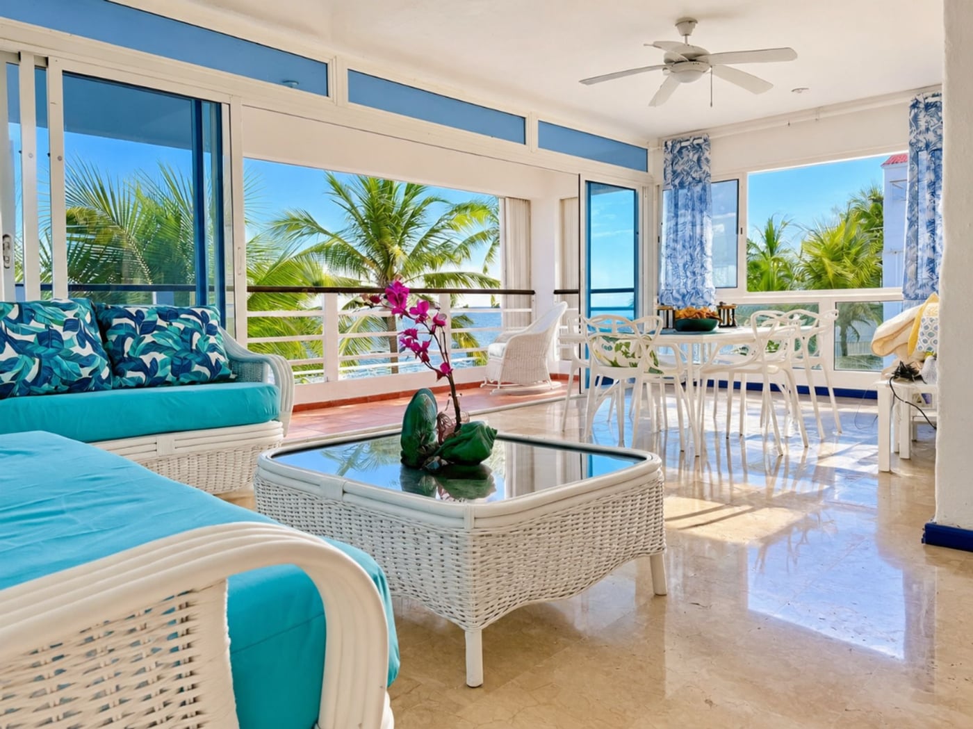 PENTHOUSE EN ALQUILER 2 HABITACIONES FRENTE AL MAR – foto 1