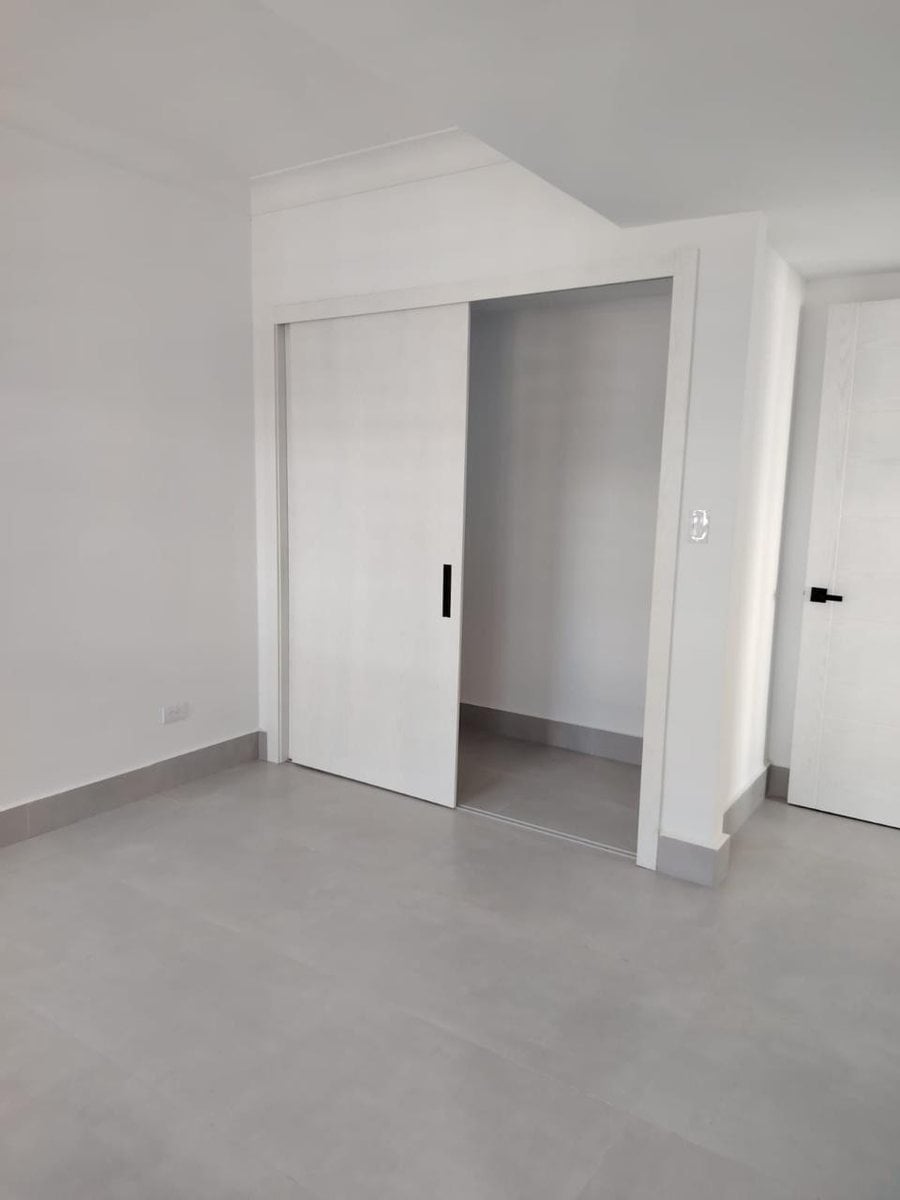 Apartamento en alquiler en Evaristo Morales 2Hab. – foto 4