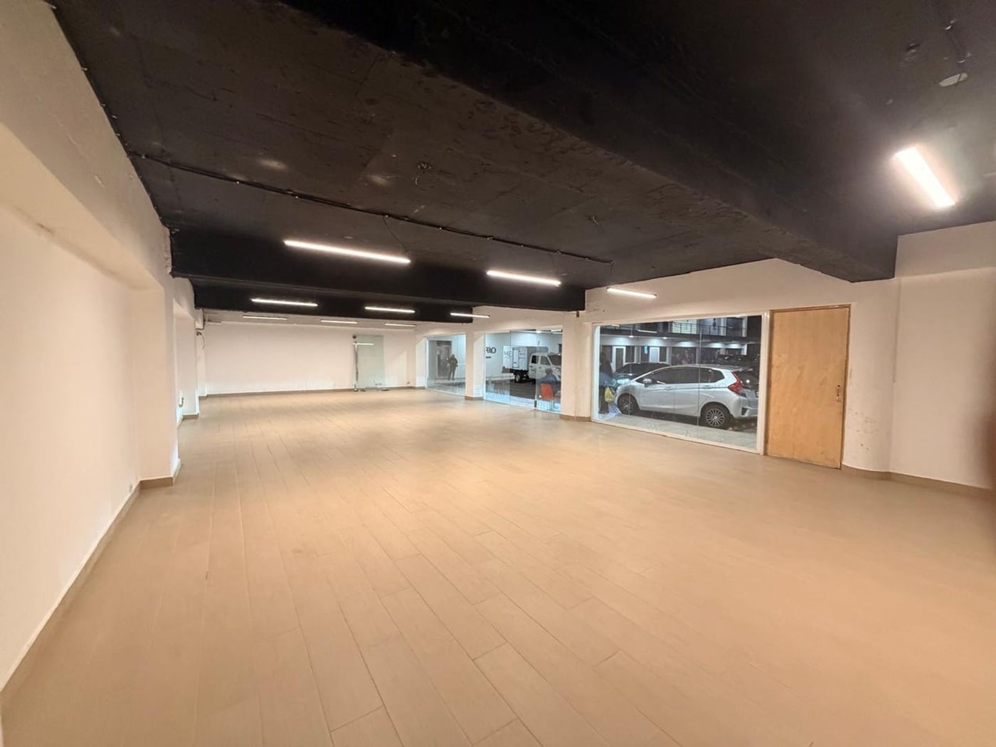 Local Comercial en primer piso plaza en Piantini – foto 1