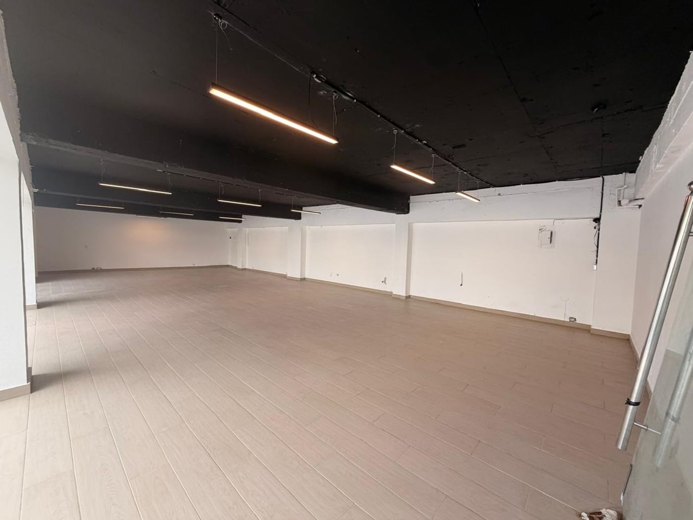 Local Comercial en primer piso plaza en Piantini – foto 10