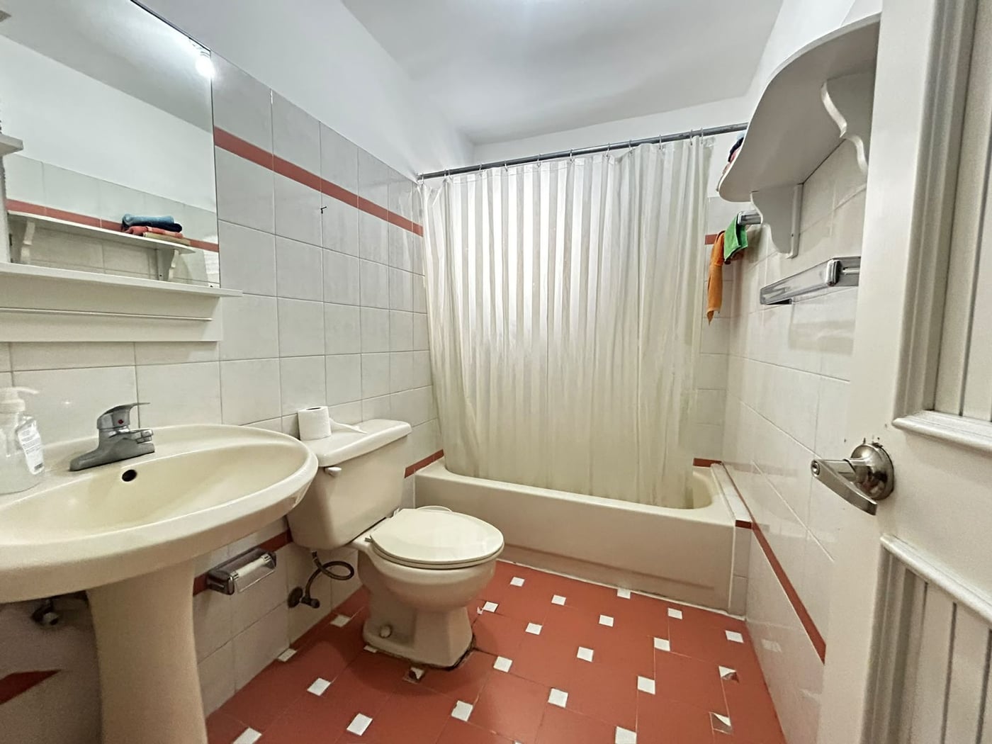 CASA EN VENTA 3 DORMITORIOS COLINAS DE LOS RÍOS – foto 12
