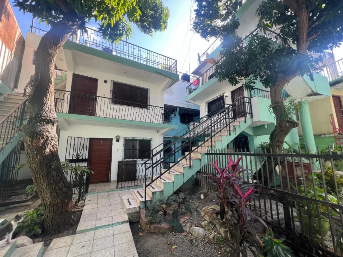 Edificio en venta en Quisqueya – foto 1