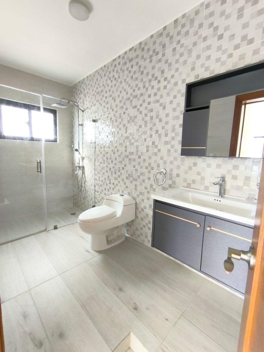 Casa en venta en Altos de Arroyo Hondo III – foto 8