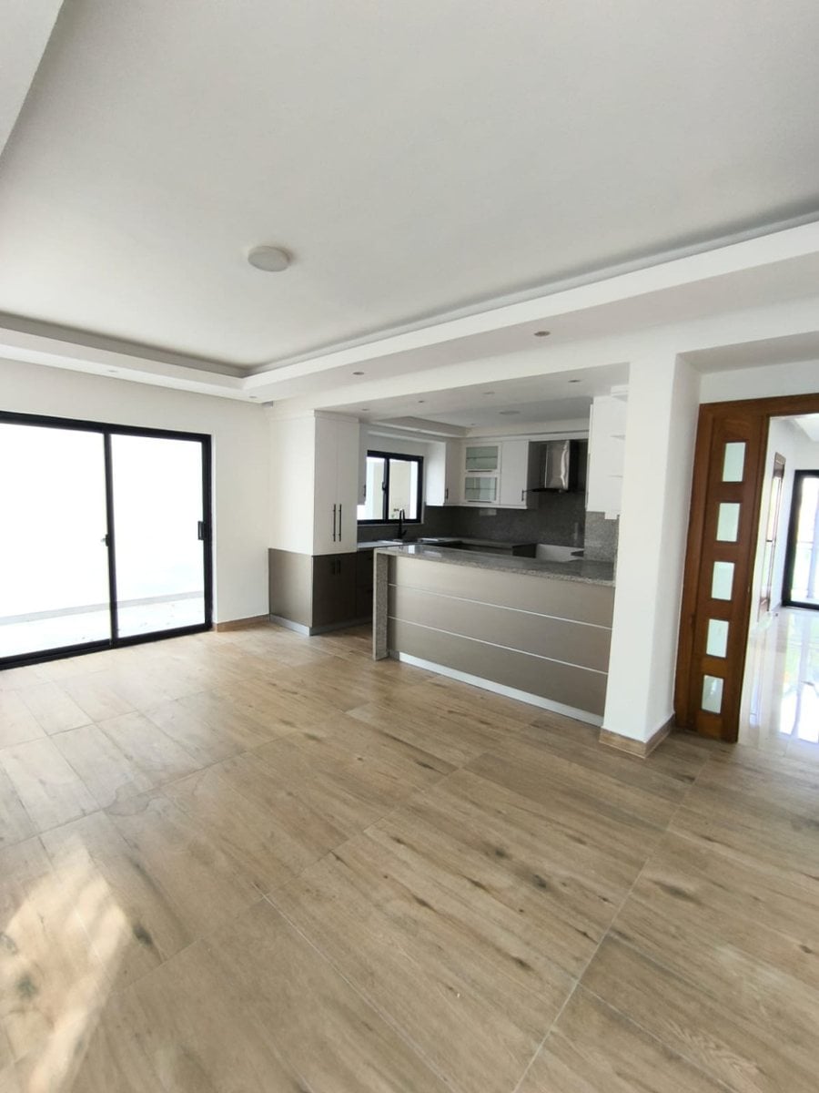 Casa en venta en Altos de Arroyo Hondo III – foto 3