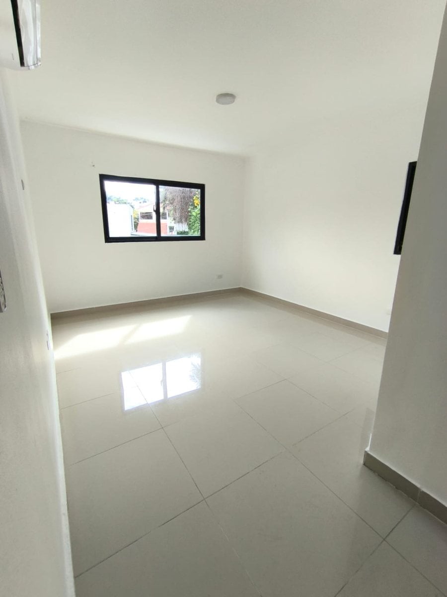 Casa en venta en Altos de Arroyo Hondo III – foto 9