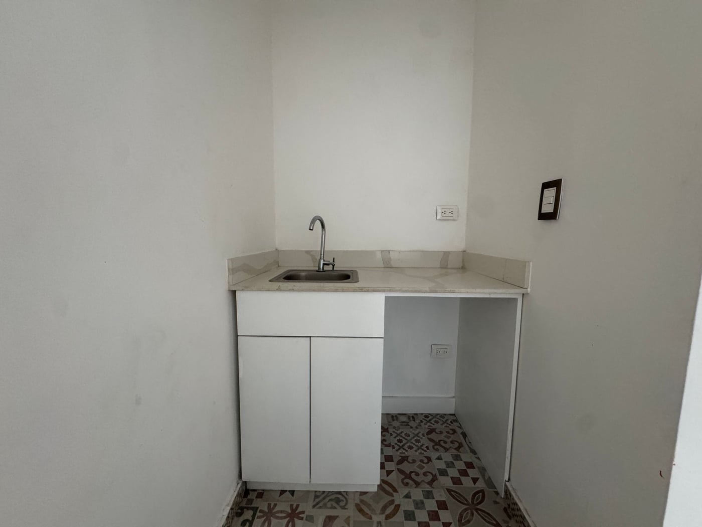 Local en Alquiler Plaza en Julieta Morales – foto 7