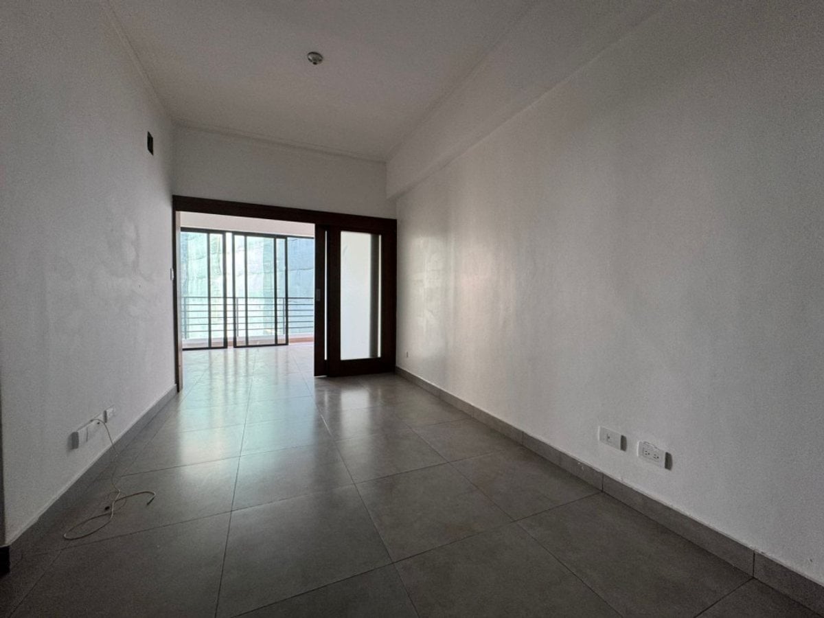 Apartamento en Ensanche Serralles, 65m² – foto 1