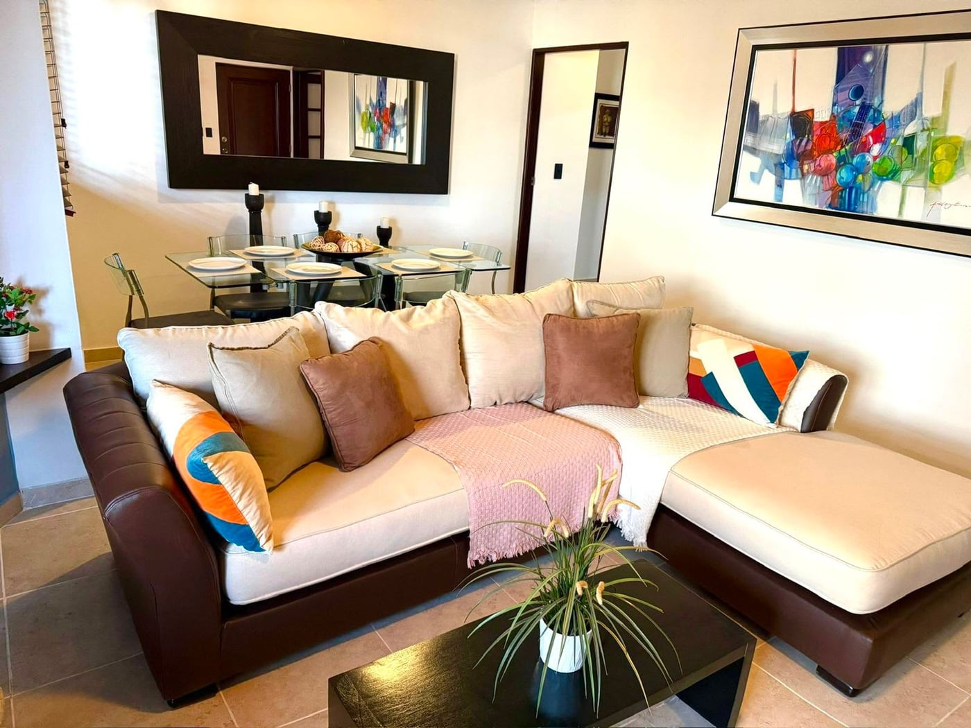 Apartamento Amueblado en Alquiler Evaristo Morales – foto 2