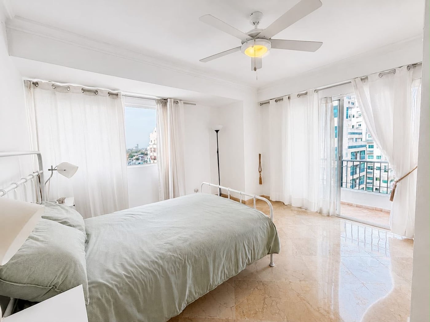 Apartamento en venta en Ensanche Naco, piso alto – foto 10