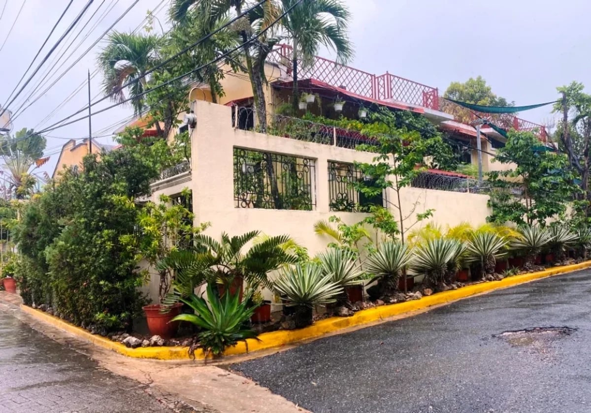Casa en venta en proyecto cerrado en Arroyo Hondo. – foto 1