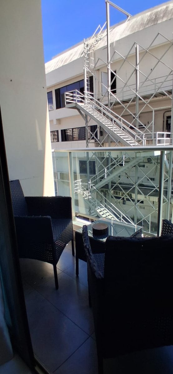 Alquilo Apartamento Amueblado en piantini Precio US$ 1,500 – foto 5