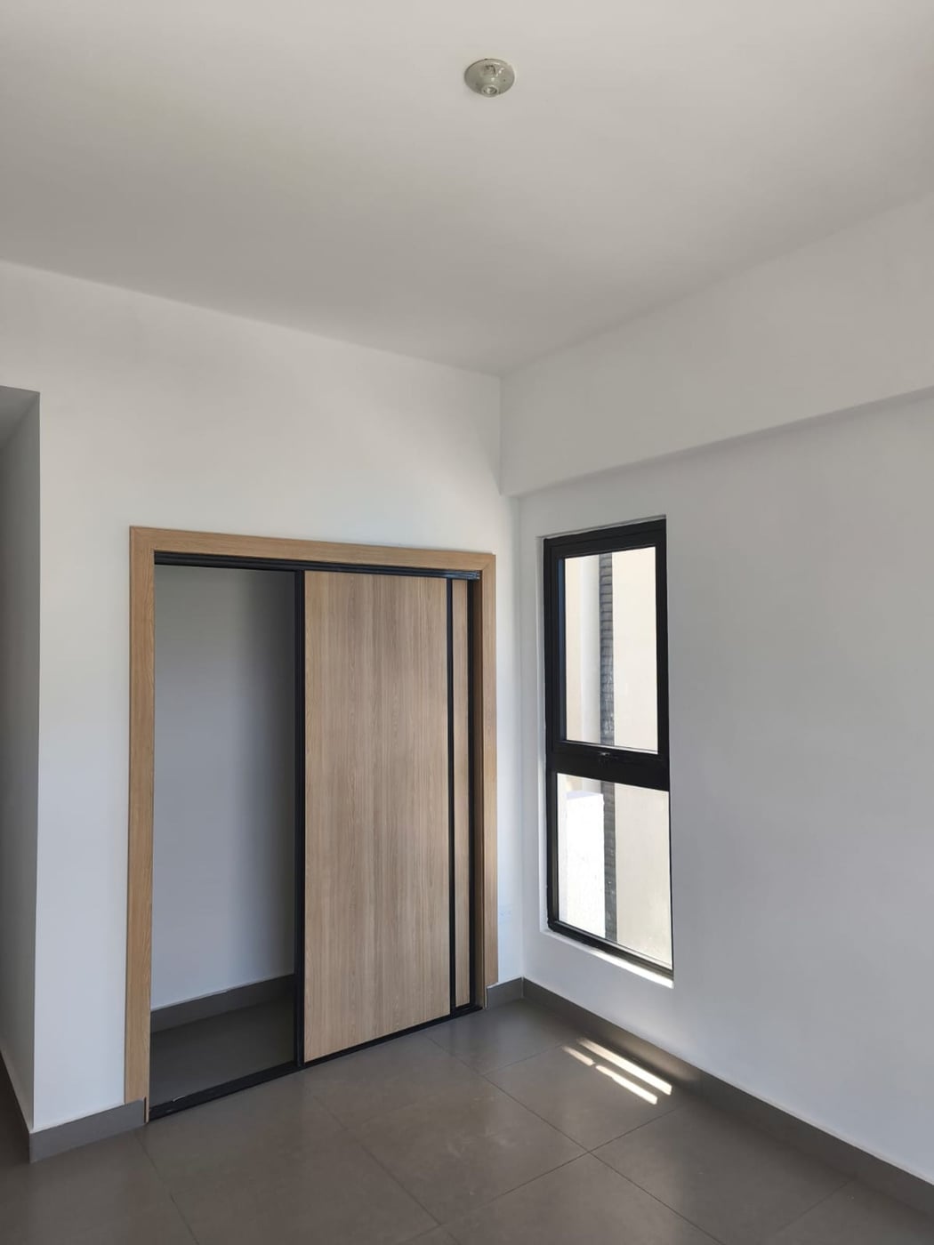 Apartamento 2 Hab, Línea Blanca y Vista a Parque – foto 12