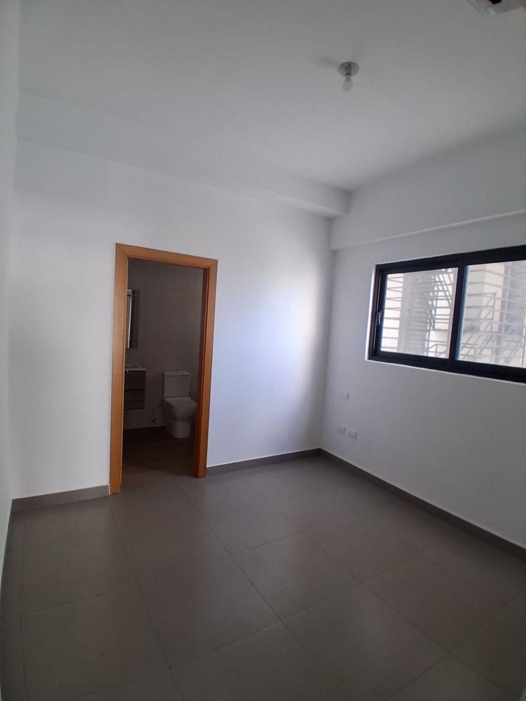 Apartamento 2 Hab, Línea Blanca y Vista a Parque – foto 8
