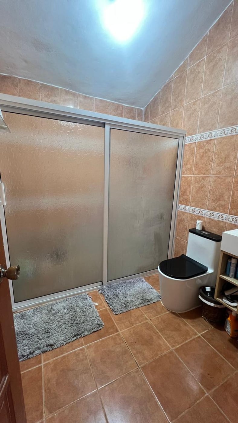 Amplia casa de 6 habitaciones para familia grande – foto 7