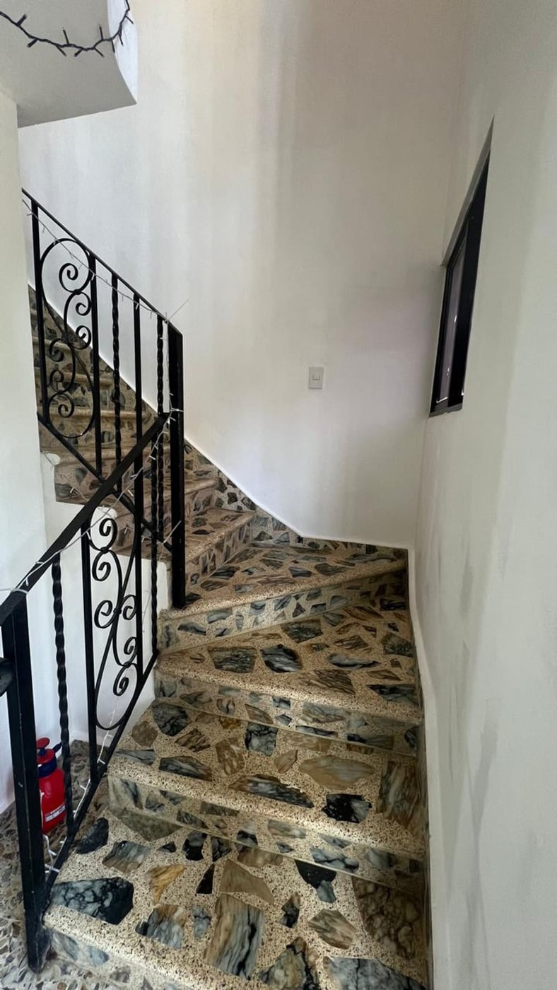 Amplia casa de 6 habitaciones para familia grande – foto 4