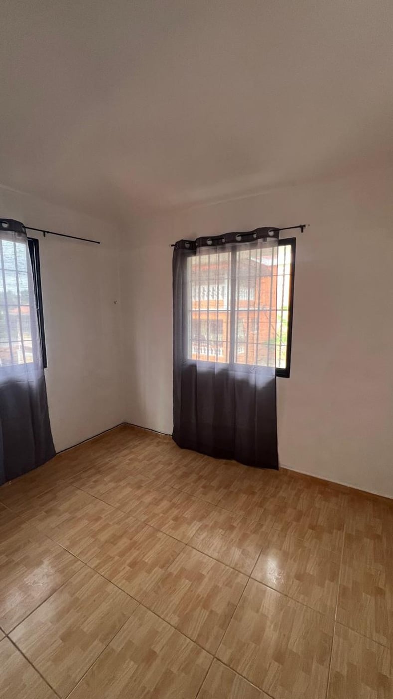 Amplia casa de 6 habitaciones para familia grande – foto 10