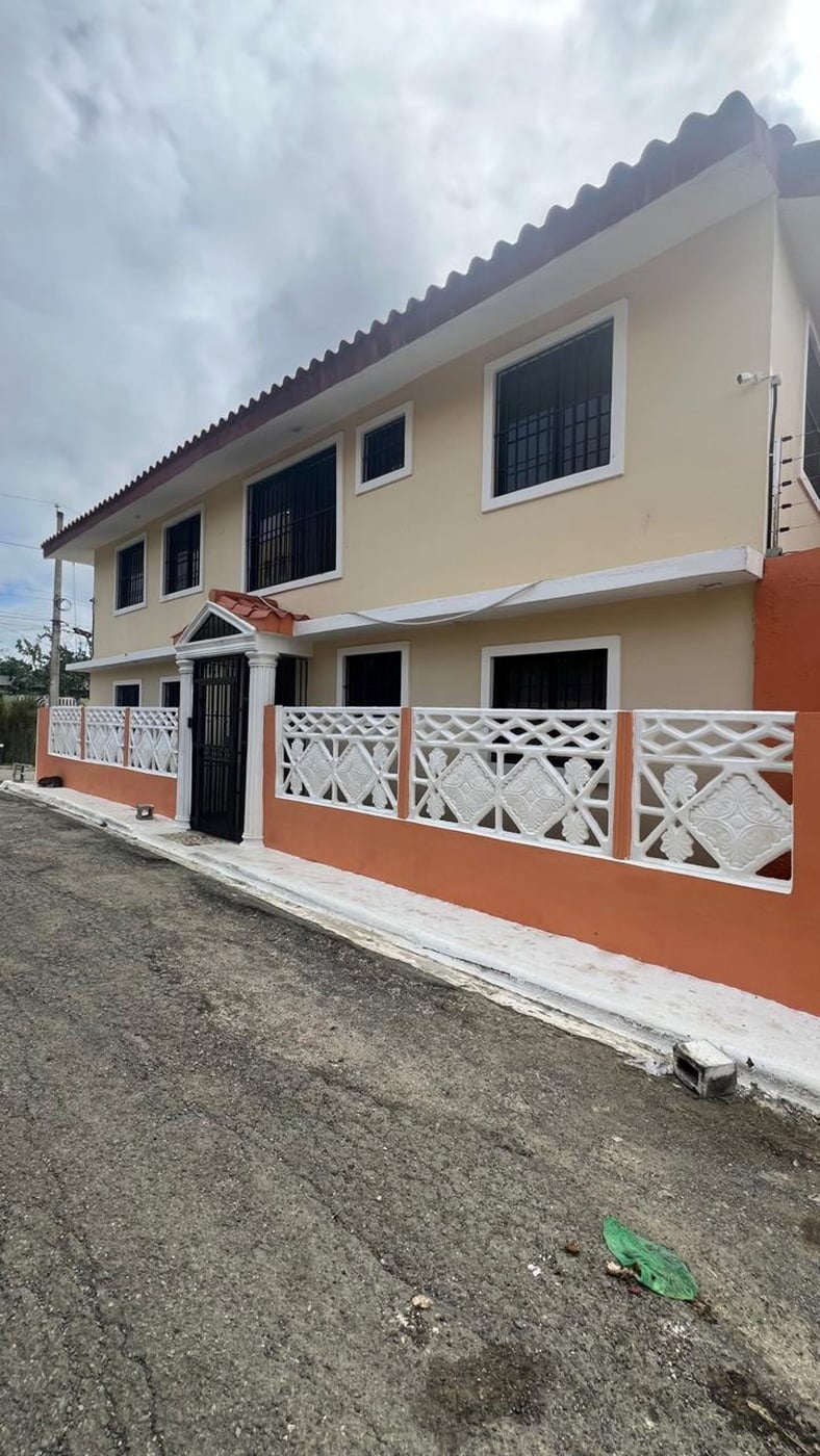 Amplia casa de 6 habitaciones para familia grande – foto 2