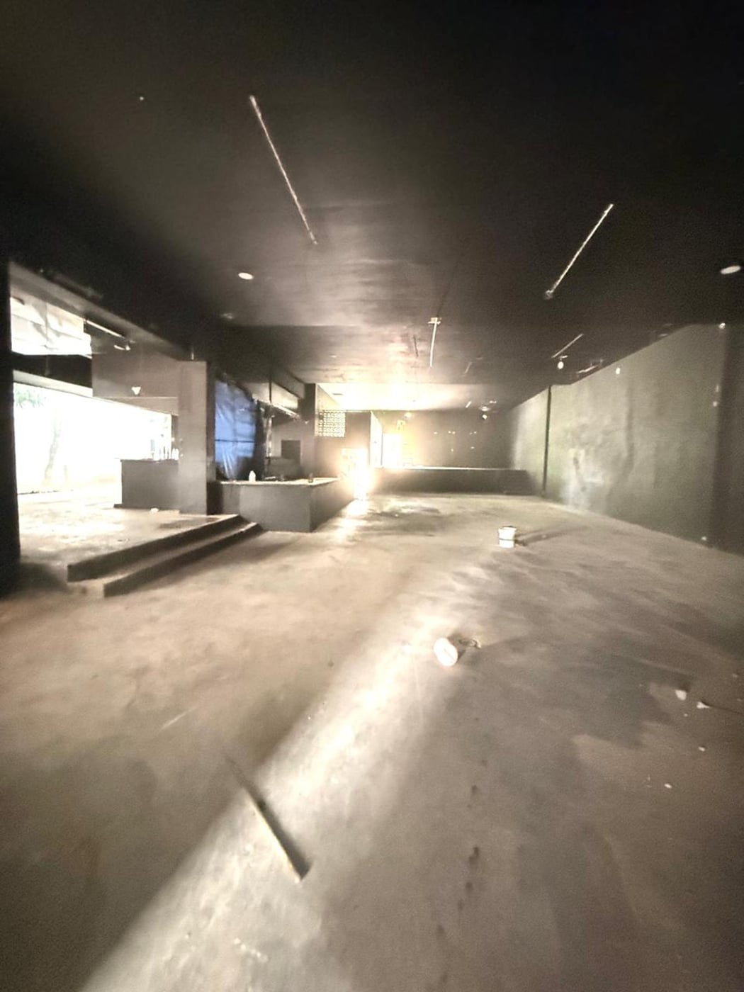 Edificio localizado en el Poligono Central – foto 3
