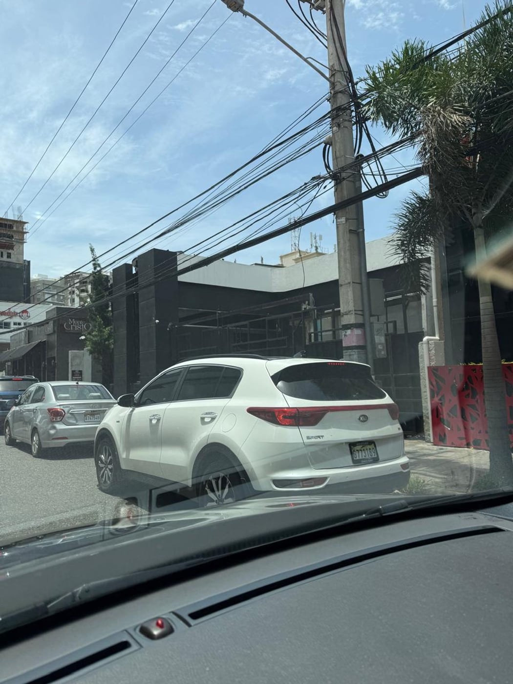 Edificio localizado en el Poligono Central – foto 9