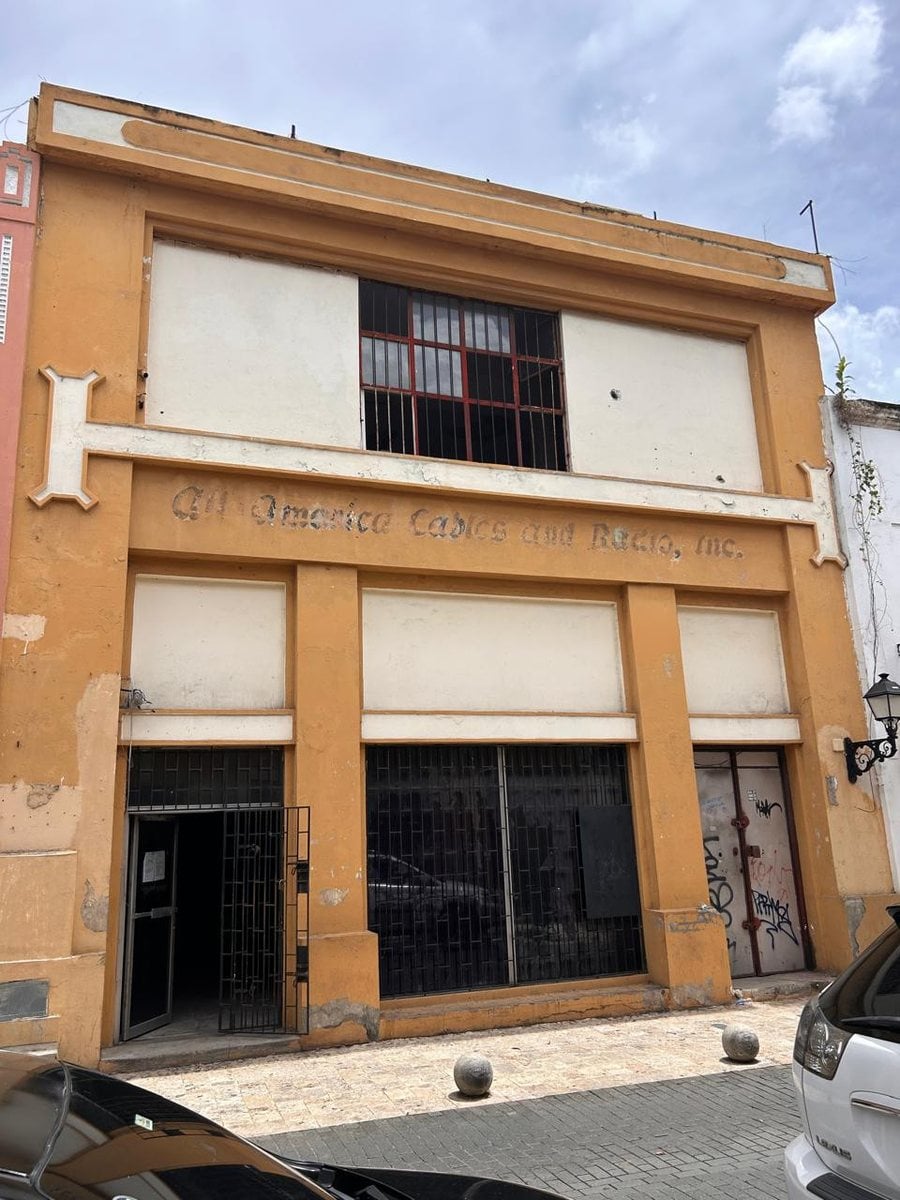 Edificio en alquiler en el corazón de la Zona Colonial – foto 1