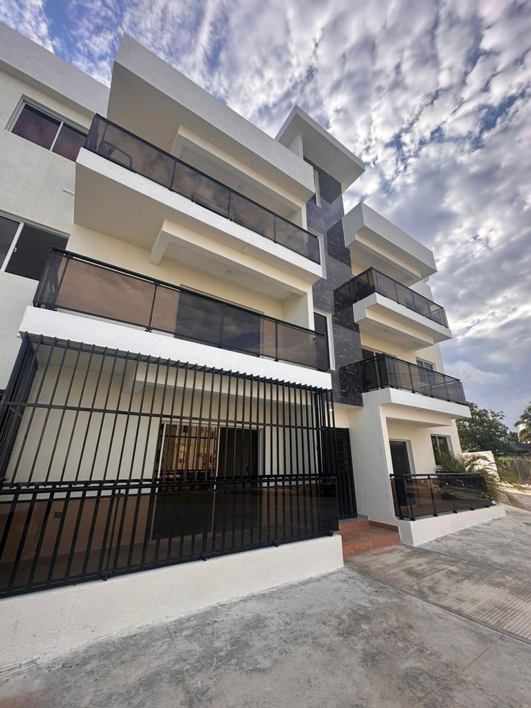 CASA EN VENTA 3 DORMITORIOS SAN CRISTÓBAL CABECERA – foto 1