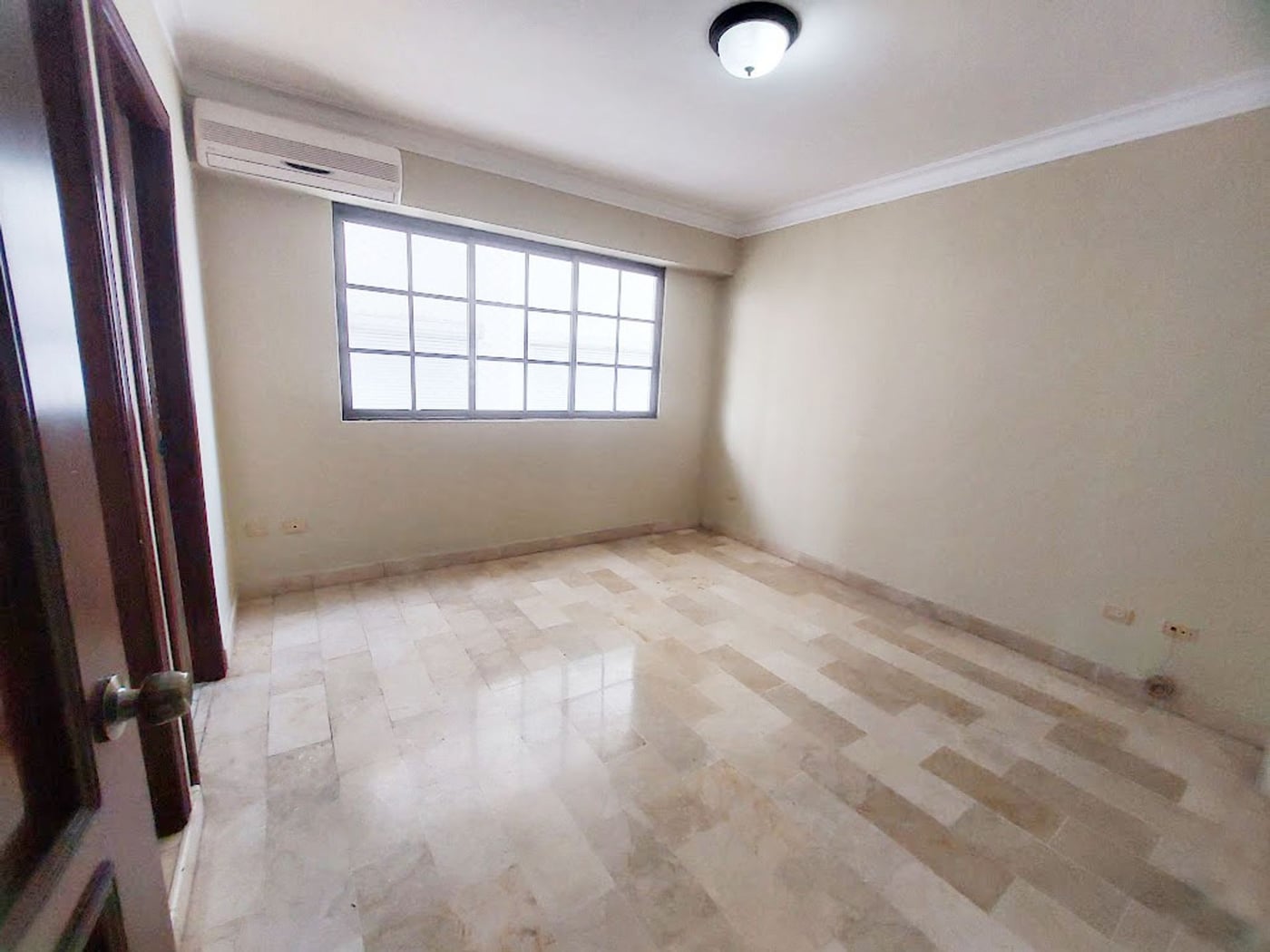 En Avenida Principal Alquiler Piso 6 Cacicazgos – foto 8