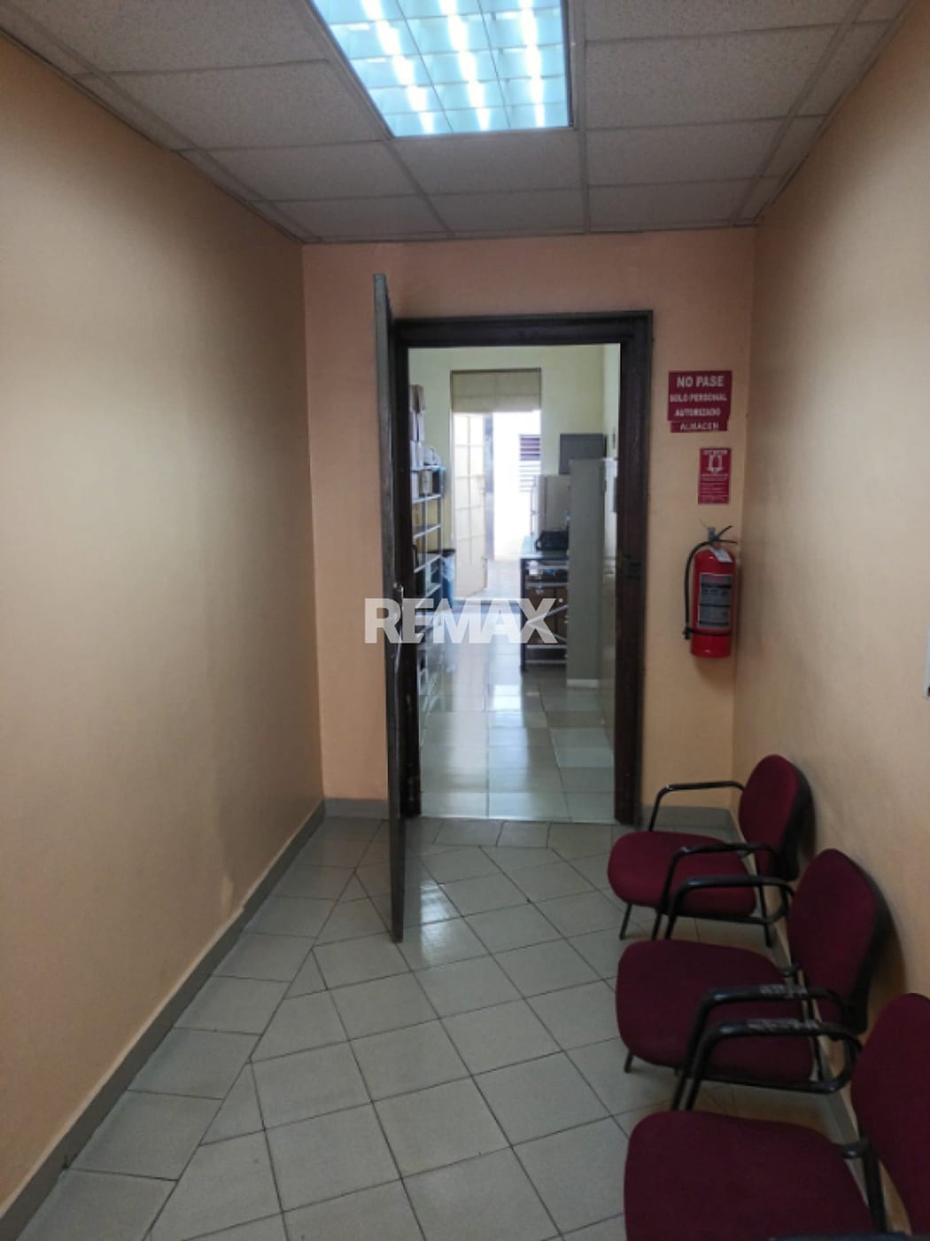 Local comercial en la calle Mercedes Zona Colonial – foto 3