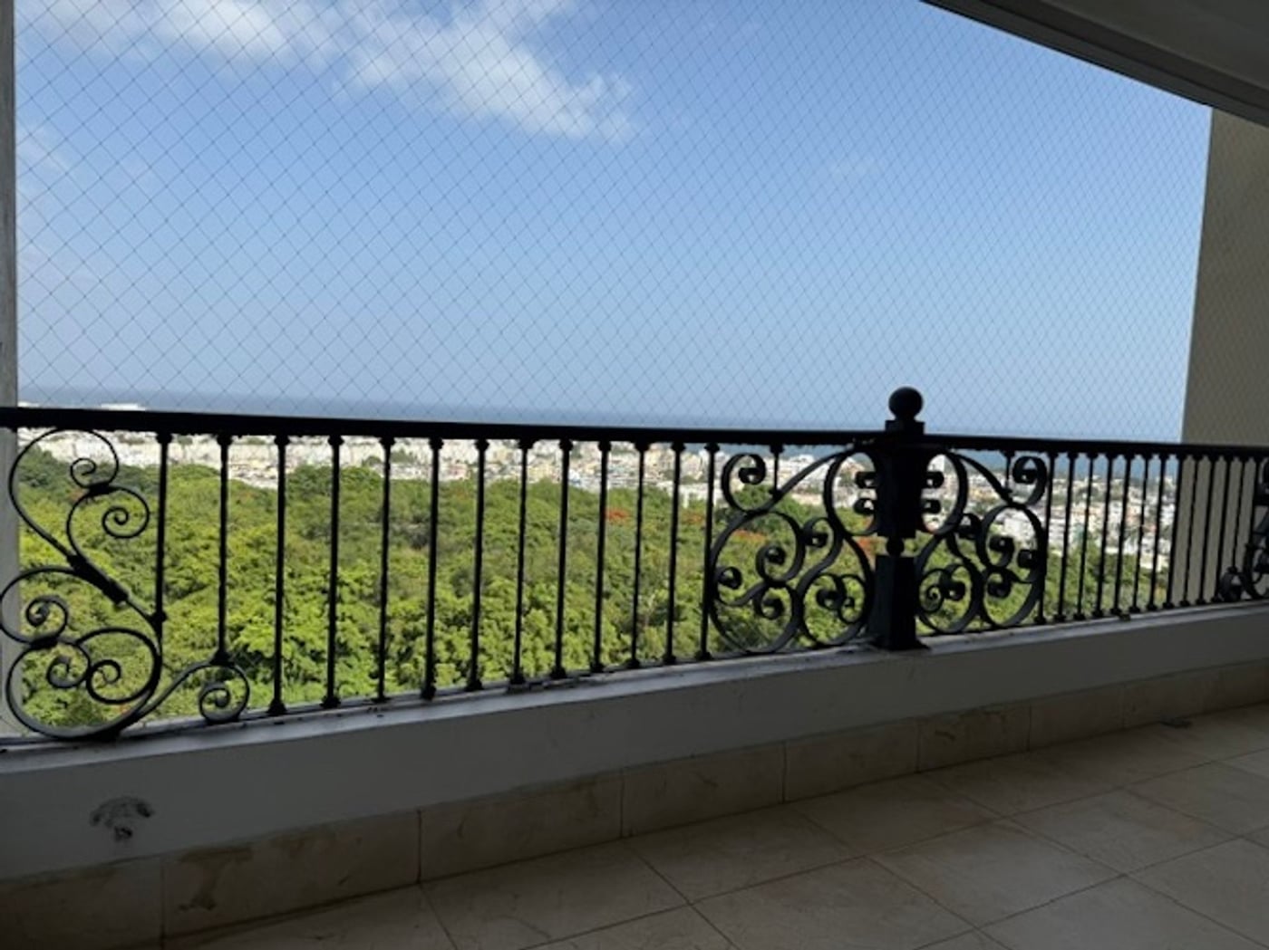 Apartamento en alquiler en la Av. Anacaona. – foto 5