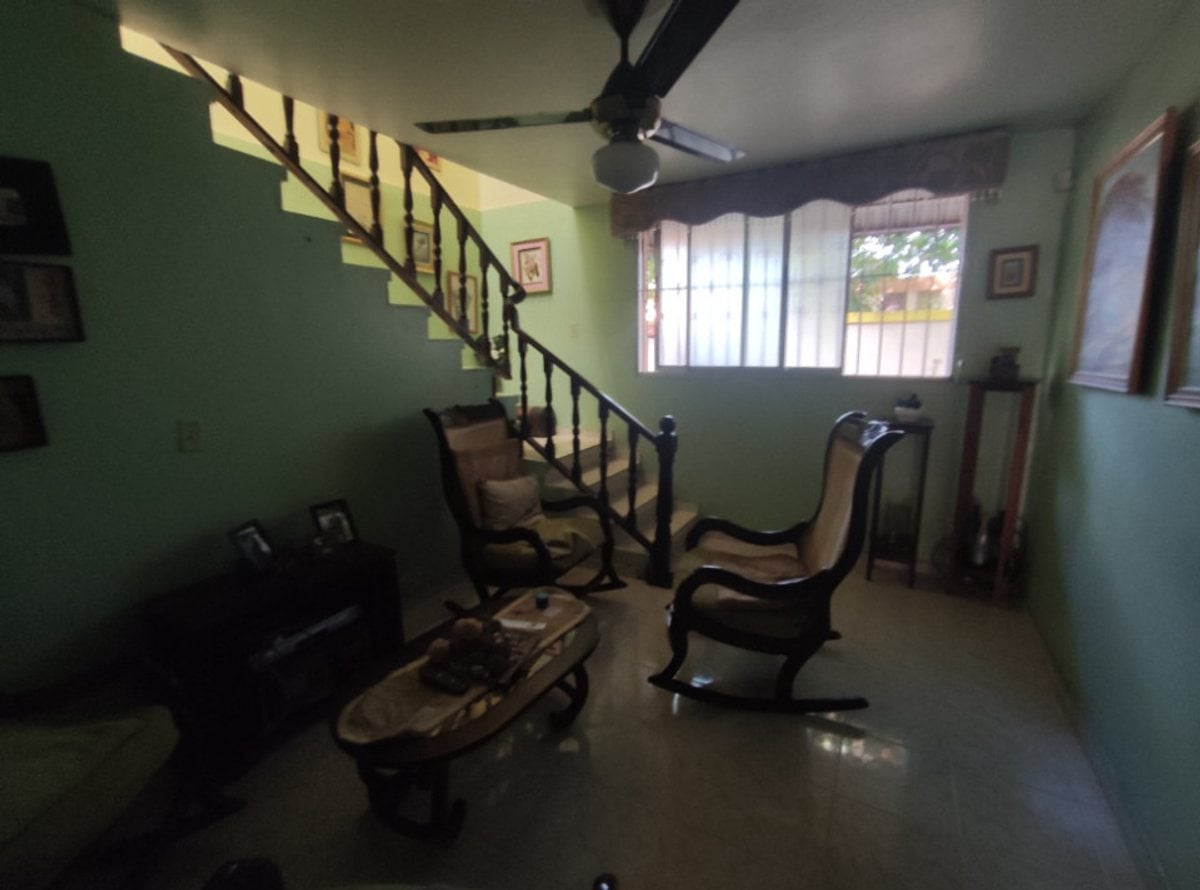 Casa En Urbanización Italia, Santo Domingo Este – foto 12