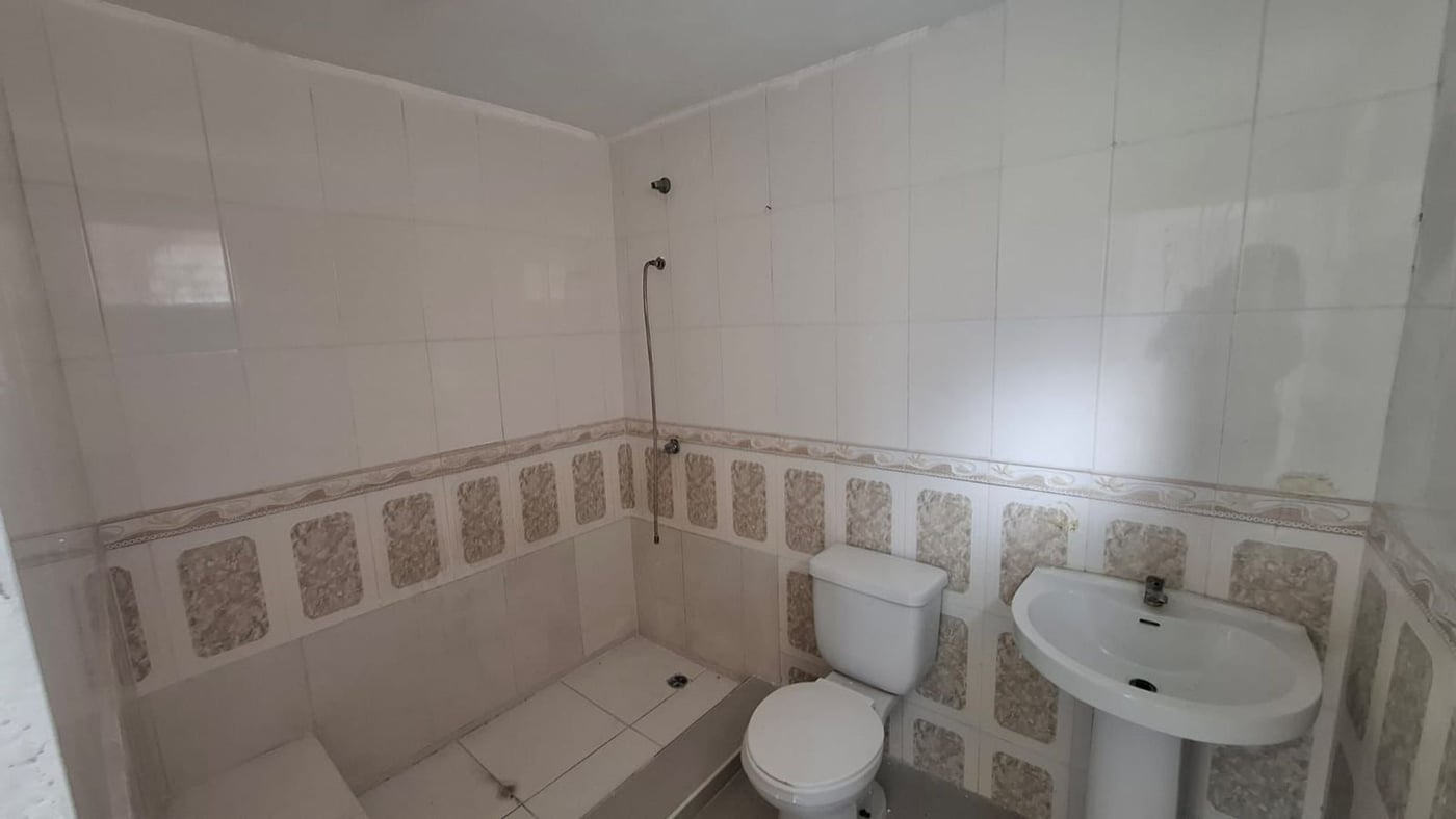 Casa de OPORTUNIDAD De 2 Niveles Villa Mella – foto 11