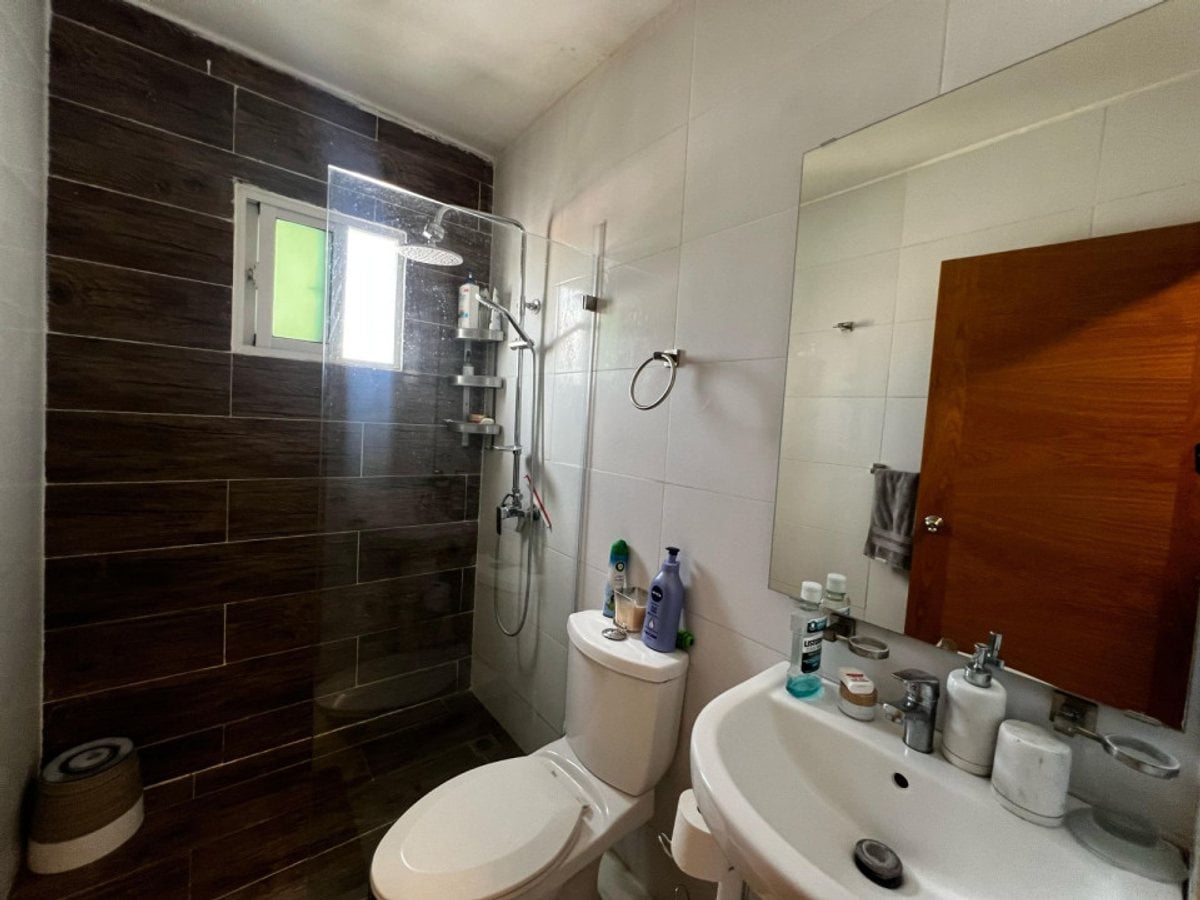 Apartamento con terraza en Colinas de Arroyo Hondo – foto 7