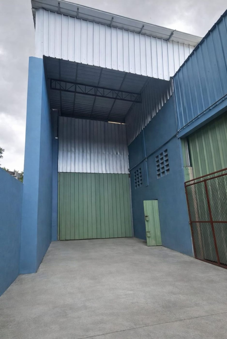 Nave Industrial de 100 m² en Alquiler | Pantoja – foto 1