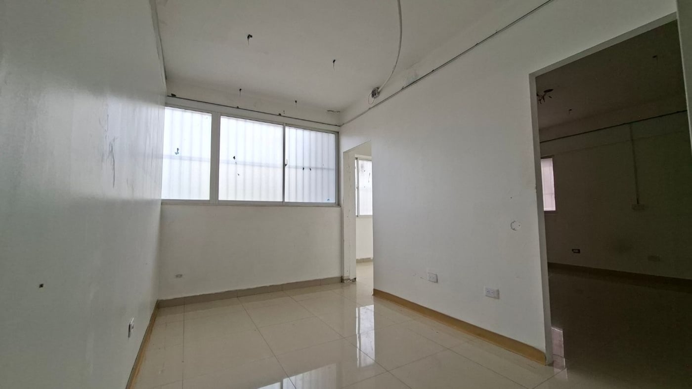 Local comercial amplio 2 niveles Distrito Nacional – foto 10