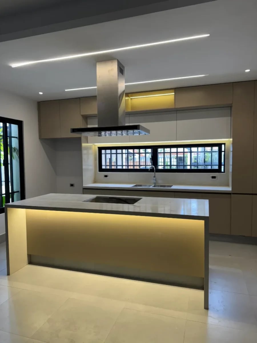 Apartamento 3hab en Urbanización Buena Vista Norte – foto 2