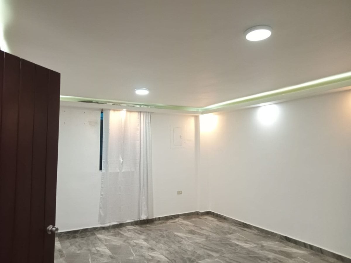 Casa en Ensenche Ozama, Santo Domingo Este – foto 6