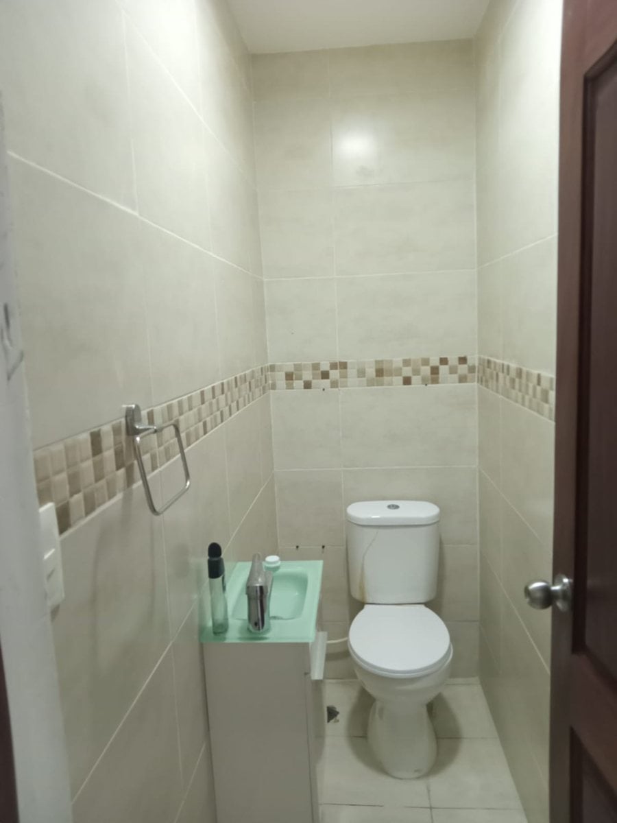 Casa en Ensenche Ozama, Santo Domingo Este – foto 9