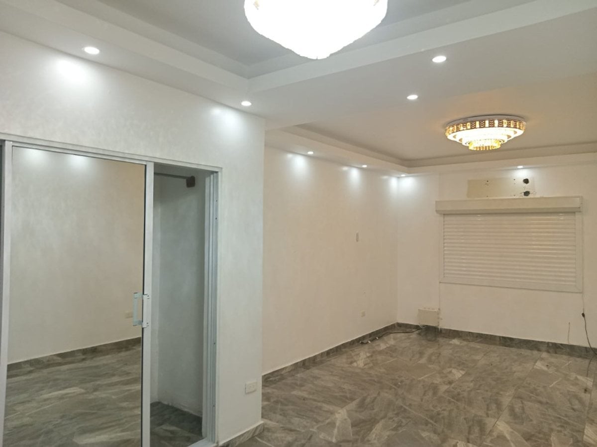 Casa en Ensenche Ozama, Santo Domingo Este – foto 10